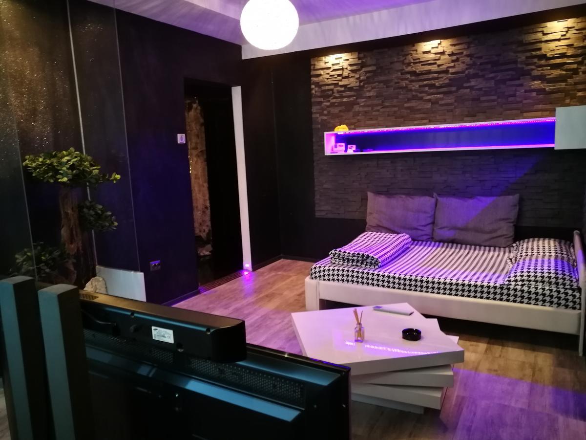 Excentric Studio 1 Brasov Exterior photo